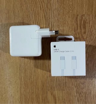 Cargador Apple MacBook Pro 70W + Cable USB-C