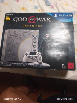PS4 Pro (PlayStation 4) God of War Ed. Especial