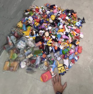 LOTE DE +150 MUÑECOS MCDONALD'S