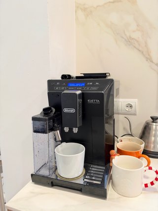 Cafetera Delonghi Eletta Cappuccino