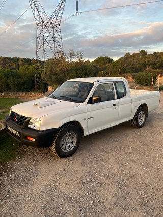 Mitsubishi L 200 147km 4x2