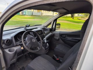 Nissan NV200 2010