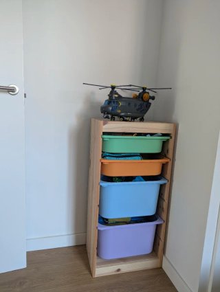 Estantería Trofast con cajas