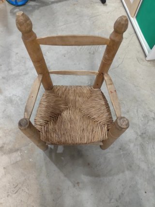 Silla Infantil de Madera y Enea
