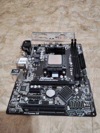 Placa Base ASRock FM2A88M HD+ con Procesador