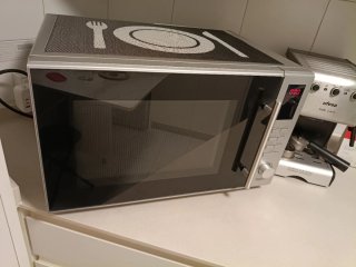 Horno Microondas Plateado