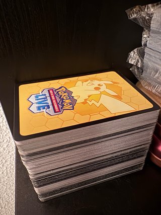 Lote de 233 Cartas Pokémon