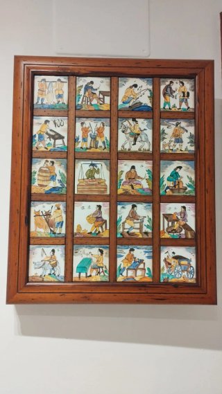 Plafón Decorativo de Cerámica y Madera