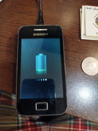 Samsung Galaxy Ace (5)
