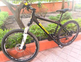 Bicicleta de Montaña Bianchi Negra