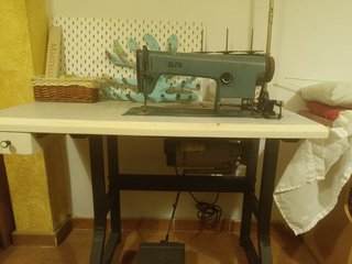 Máquina de coser industrial Alfa