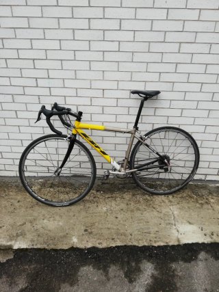 Bicicleta de carretera BH