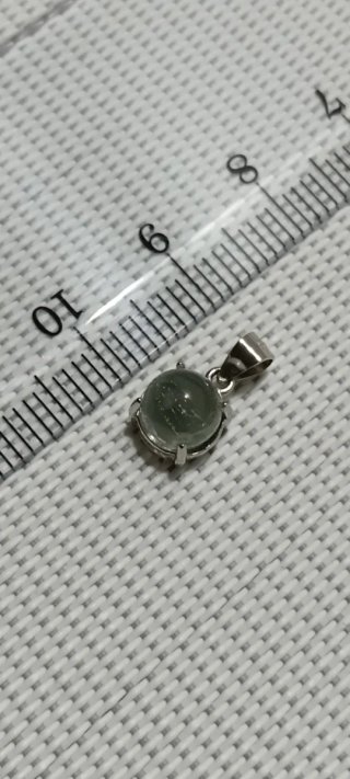 Colgante de Plata 925 y cristal de Cuarzo.