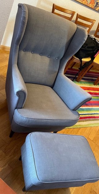 Sillón Orejero Ikea con Reposapiés