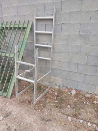 Escalera de Aluminio para Piscin, balsa o similar.