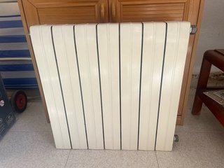 Radiador de agua metálico