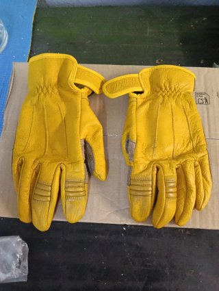 Guantes de Moto Amarillos Biltwell