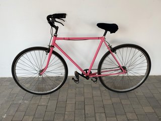 Bicicleta de paseo rosa