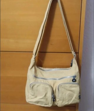 Bolso bandolera Kipling beige