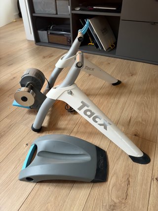 Rodillo Tacx Flow Smart 800W
