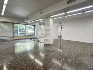 Oficina en alquiler en Sant Antoni en Barcelona