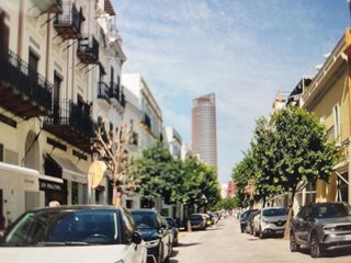 Garaje en venta en Calle Betis - Pagés del Corro en Sevilla