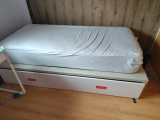 Somier con Cama Supletoria y Colchón