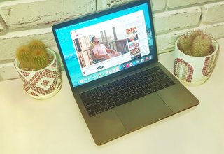 MacBook Pro Apple 2017 i5 2.3GHz 8GB RAM Tahoe