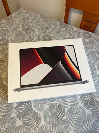 Caja MacBook Pro