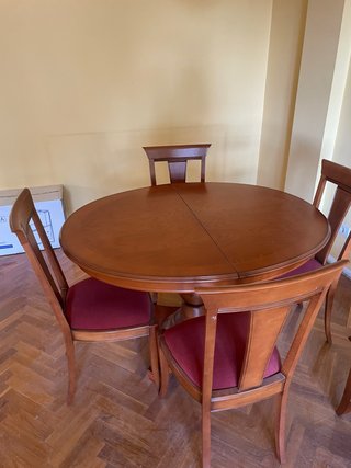 Mesa de Comedor Redonda extensible con 4 Sillas