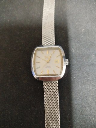 Reloj Tissot Automático Plateado