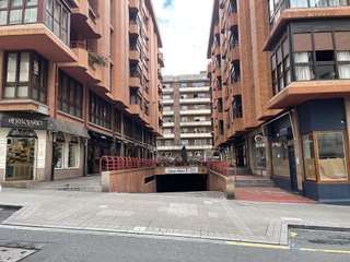 Garaje en venta en Santa María de Getxo en Getxo