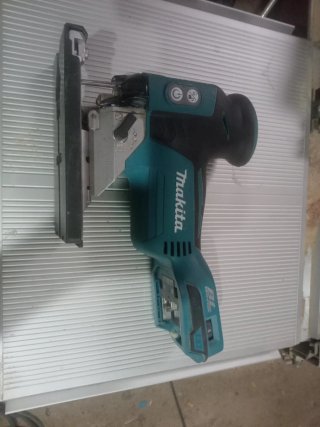 Caladora Makita 18V