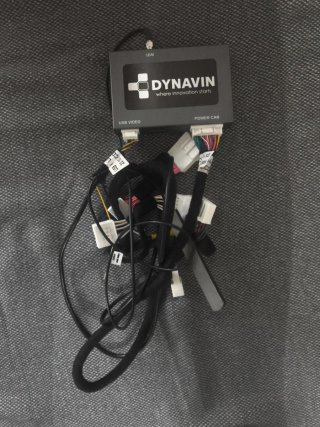 Interfaz CarPlay y Android Auto Dynavin Toyota