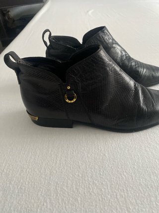 Botines Negros  looky poel muy fina