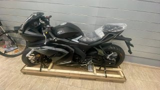 Moto Mitt GP2 Negra