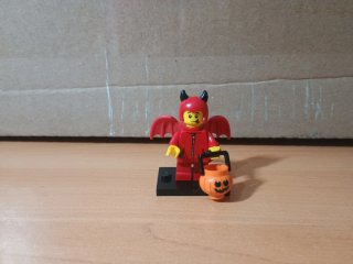 Minifigura LEGO Serie 16 - Niño Disfraz Diablo