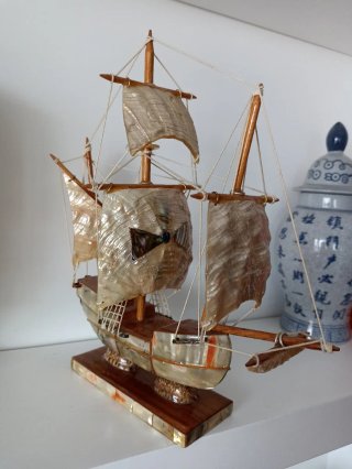 Antiguo barco en Nácar la carabela años 60