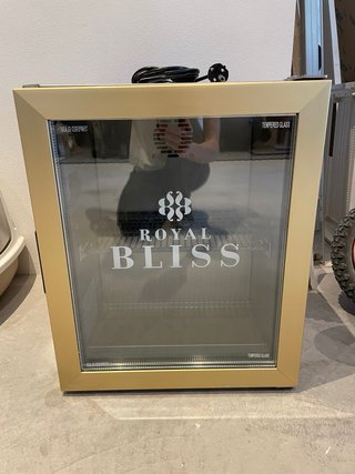 Nevera pequeña de bar Royal Bliss