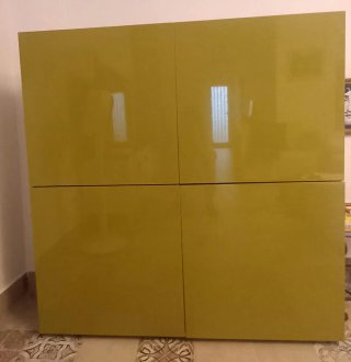 Cómoda de 4 puertas