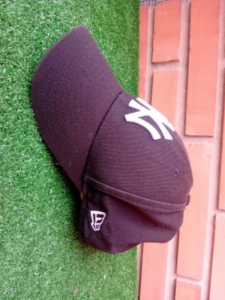 Gorra New Era Negra