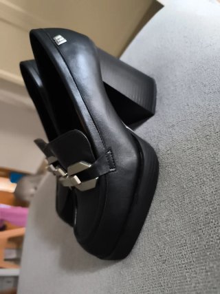 Zapatos de plataforma Mustang negros