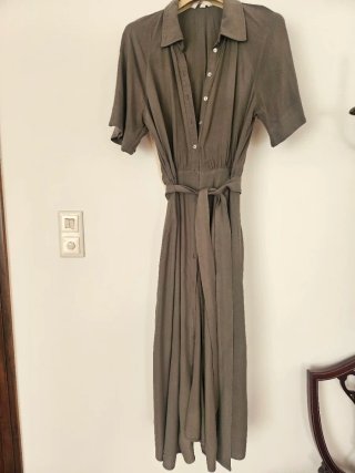 Vestido camisero tipo safari