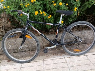 Bicicleta de Montaña Rockrider Negra