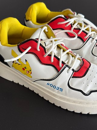 Zapatillas Pokémon Zara Talla 36