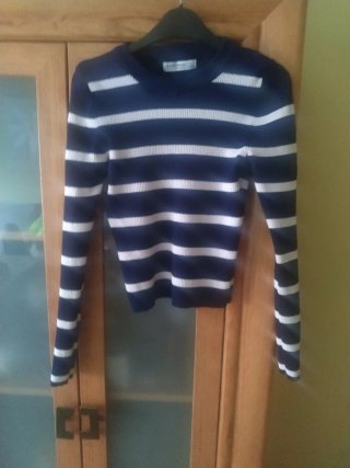 Jersey de rayas azul y blanco