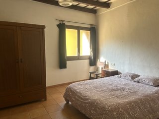 Llogo habitació a casa de muntanya