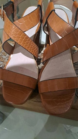 Sandalias de Piel Marrones