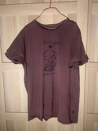 Camiseta Scalpers Marron/morado