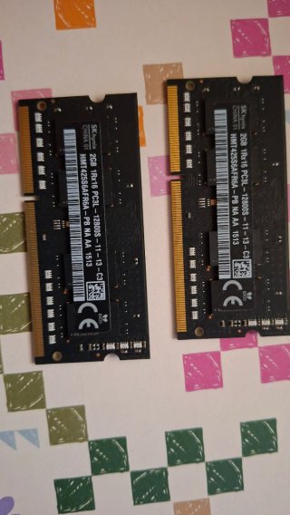 2 Módulos RAM SK Hynix 2GB DDR3L